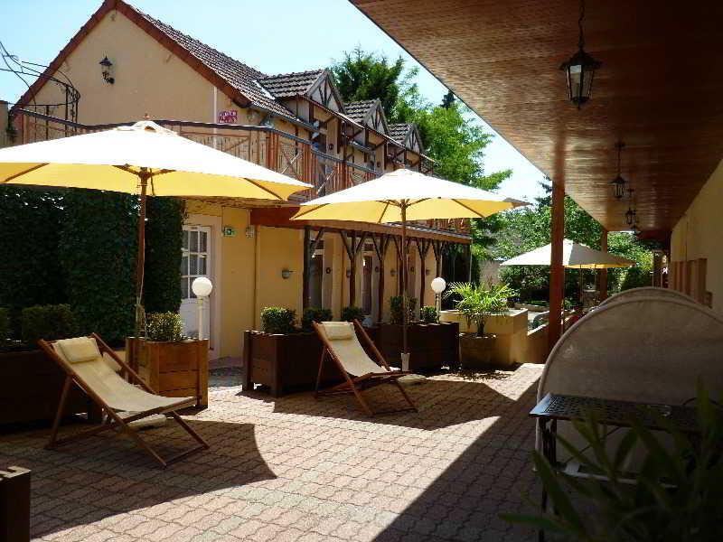 The Originals Boutique, Hôtel Clos Sainte Marie, Nevers  Buitenkant foto