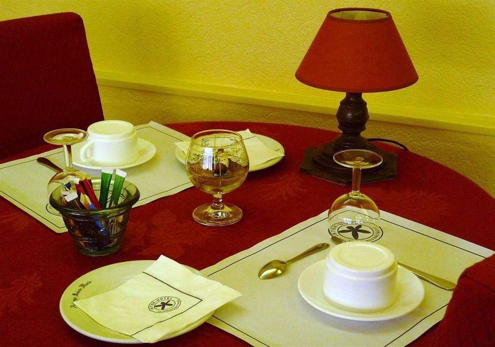 The Originals Boutique, Hôtel Clos Sainte Marie, Nevers  Buitenkant foto