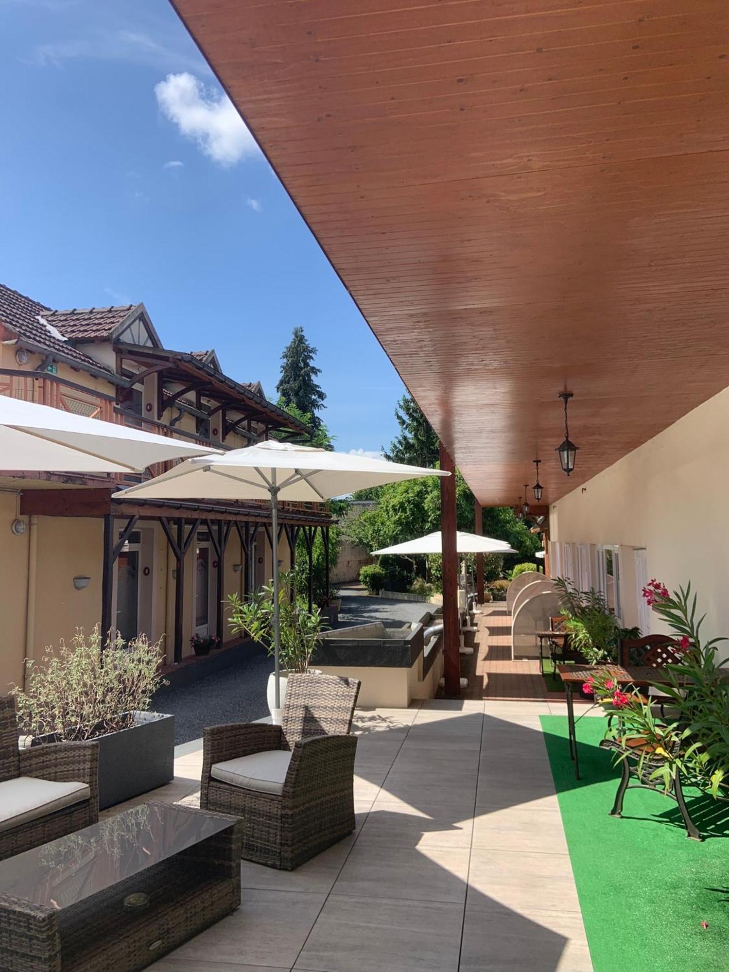 The Originals Boutique, Hôtel Clos Sainte Marie, Nevers  Buitenkant foto