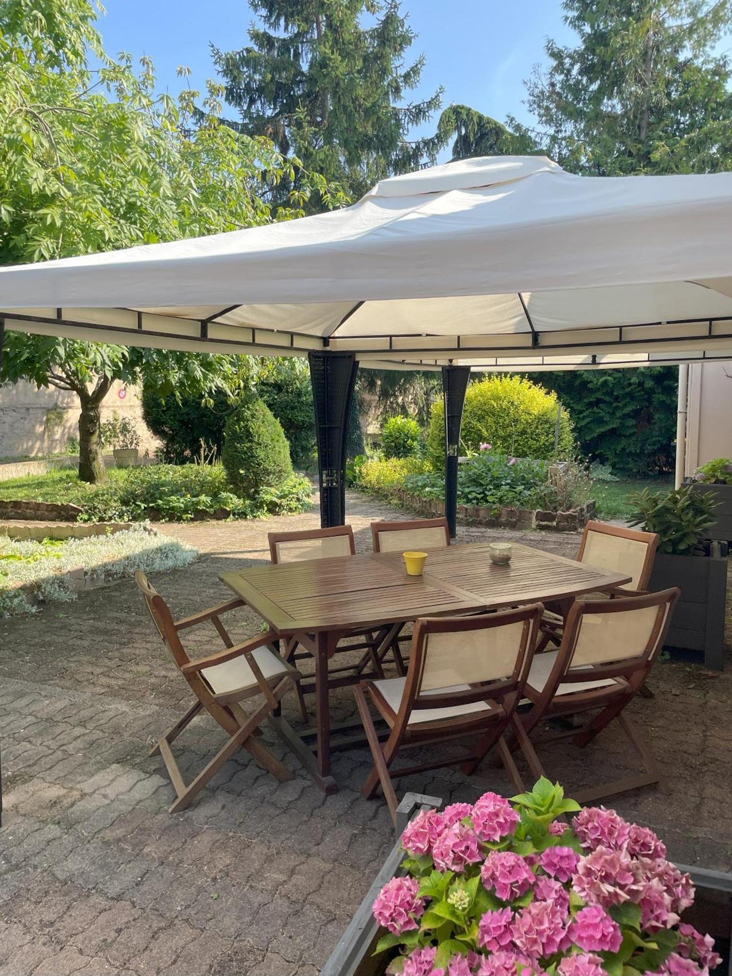 The Originals Boutique, Hôtel Clos Sainte Marie, Nevers  Buitenkant foto